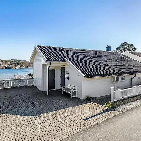Sørlandsperle i Arendal Feriehus *
